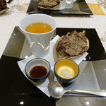 トゥ・ラ・ジョア - 秋トリュフの和牛巻き！！！