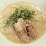 ら道本店 - らーめん (853円)