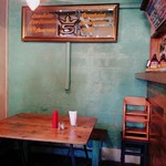 ブレックファースト＆ブランチ ジェイドファイブ - ワイルドな店内