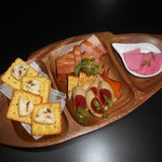 グラシアス - 自家製燻製盛り合わせ