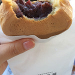 蜂楽饅頭 - くろ100円