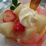パティスリーヨシノリアサミ - 完熟洋梨のロールケーキ