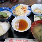 偕楽園レストハウス - 水戸納豆膳