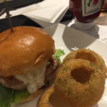 DOUG'S BURGER - 