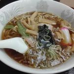 長門温泉やすらぎの湯 - しょうゆラーメン４９０円