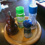 追分そば茶家 - 3種の塩