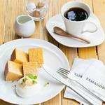 Cafe brunch TAMAGOYA - 日の出たまごバームクーヘンセット
