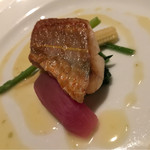 DINING 六区 - 一色産イトヨリのムニエル ゆず胡椒風味のブールブラン