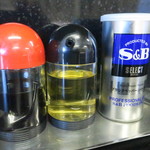 らーめん金竜 - 卓上調味料