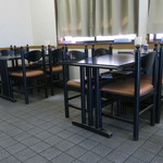 らーめん金竜 - 店内の様子