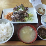 寿司吉 - マグロほほステーキ定食８５０円