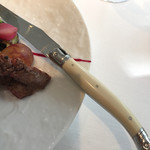 AMOUR - 良いレストランには、良いナイフがあるの法則！