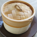 中國料理kujikuji - お昼のミニコース：主食（香港式腸詰・銀杏の蓮の葉ちまき）