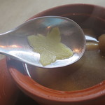 中國料理kujikuji - 生姜の飾り切り