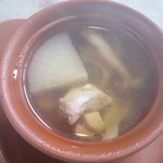 大根、鶏肉、きのこ、大豆、枸杞の実