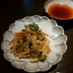 「越味御膳」の　三つ葉とキノコのかき揚げ