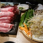 羊肉専門店 辰 - ラム肉しゃぶしゃぶ