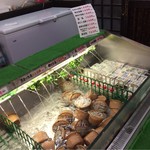 鳥飼豆腐 - お店の売り場