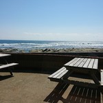 はな房 - 店の外でも食べれます！風が心地良い！