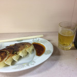 岐阜屋 - 餃子(400円)