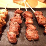 やきとり　鷹正 - 焼き鳥(各150円)