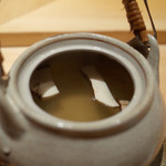 鮨 さかい - ​ 松茸の土瓶蒸し ノドグロの骨ダシ
