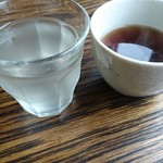 健康キッチン ループ - りんごの冷水とごぼう茶