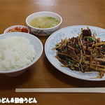 台湾料理 翠芳 - ニラレバ炒め