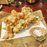 手打蕎麦 とし庵 - 海鮮と野菜のかきあげ