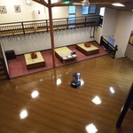 草津ホテル - お風呂上がりにお水と麦茶飲めます
            囲碁も出来るようです