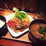 トリップ・ドリップ - 気まぐれ深夜定食 ※夜メニュー