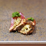 h Roppongi Sushi Tatsumi - 鰹のたたきのヅケの薬味巻き