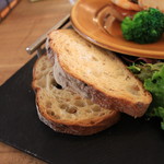 ネスト バイ ザ シー - 