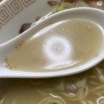 Ichibandaka Ramen Izakaya - 2017年10月　スープ