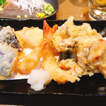 立呑み 魚椿 - 天ぷら盛り合わせ