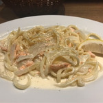 Kagurazaka Italian - サーモンと甘玉ねぎのクリームソース（トンナレッリのパスタに変更）
                        檸檬が添えてあって、絞ると爽やか。