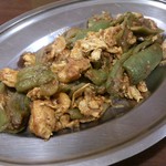 プルジャ ダイニング - ・ヘチマと玉子炒め 500円 (税別)