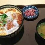 那須高原サービスエリア（下り線）フードコート - 那須三元豚のカツ丼