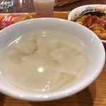 台湾客家料理 新竹 - 大根スープ。ホッとする味。