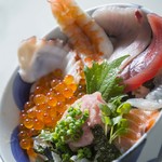 Yagura - 海鮮丼