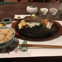 三田屋本店 箕面小野原 - ステーキとご飯