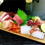 十八番 - ちょい刺し盛り。