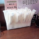 肉の大山 - キツキツに刺さったおしぼり