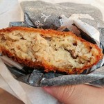 肉の大山 - チキンメンチの中身