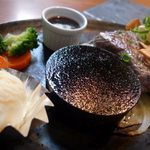 炭火焼肉 火の国 - 