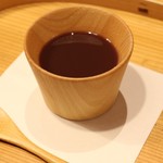 とらや工房 - 水ようかんは同じくお茶付きで580円。