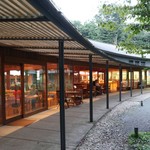 とらや工房 - 厨房と喫茶室などの建屋。