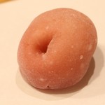 とらや工房 - 単品の梅もち、280円也。