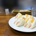 ホットケーキパーラー フルフル - フルーツサンド