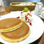 フルーツクリームホットケーキ